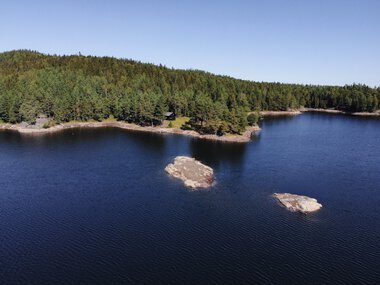 Rehabiliterer demninger i Ramstadsjøen