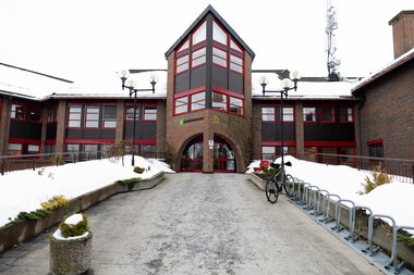 Rælingen rådhus i Bjørnholthagan 6