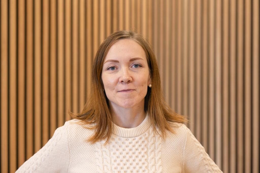 Portrett av Lena, lærer ved Fjerdingby skole