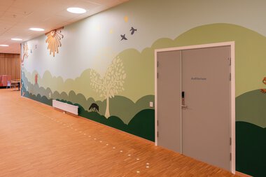 Utsmykning på Fjerdingby skole og ressursavdeling