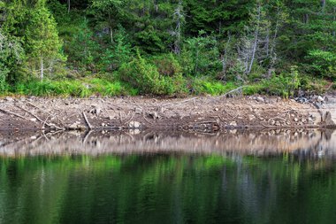 Rehabiliterer demninger i Ramstadsjøen