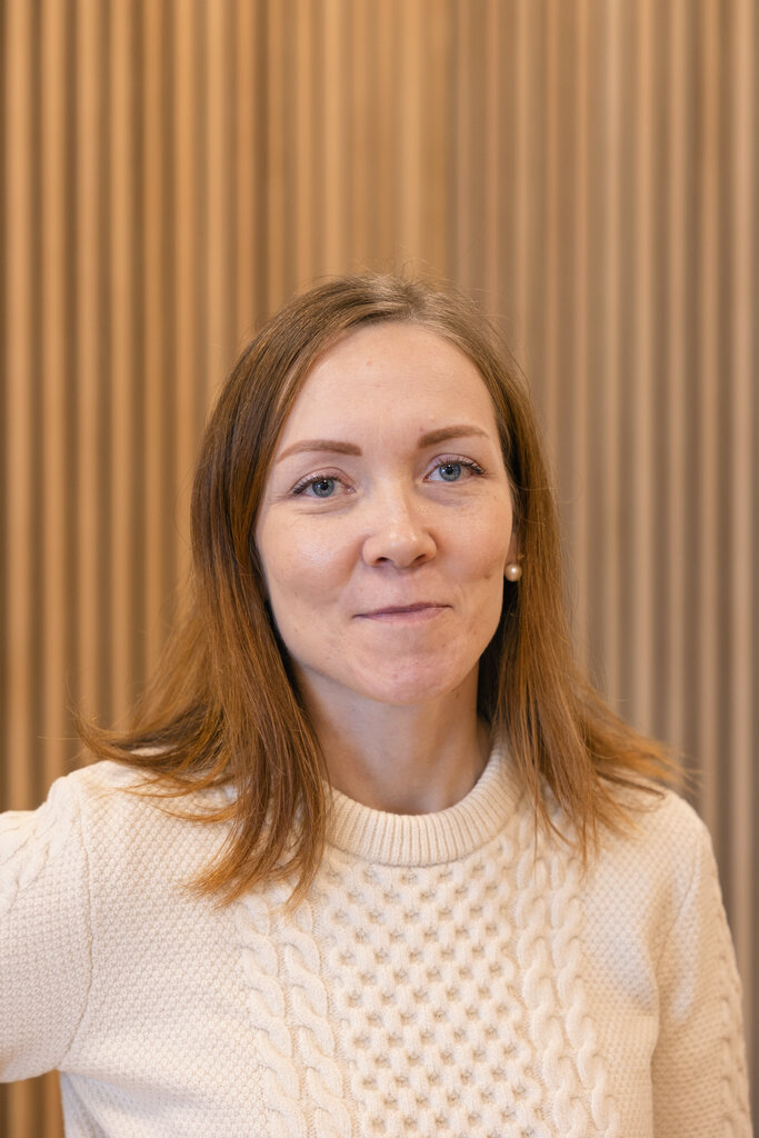 Portrett av Lena, lærer ved Fjerdingby skole