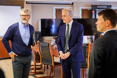 Statsminister Jonas Gahr Støre besøker Rælingen