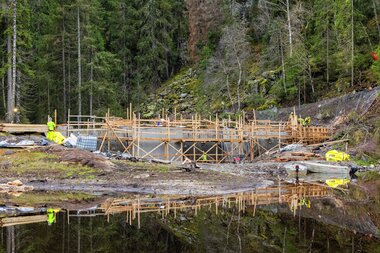 Helikopterstøp på Åmotdammen