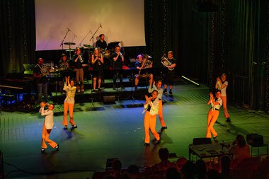 Jubileumsforestillingen Tilbakeblikk 1998-2024