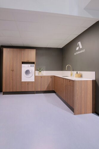 Nea Vaskerom valnøtt utstilling showroom 