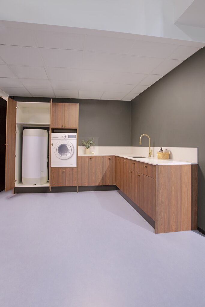 Nea Vaskerom valnøtt utstilling showroom 