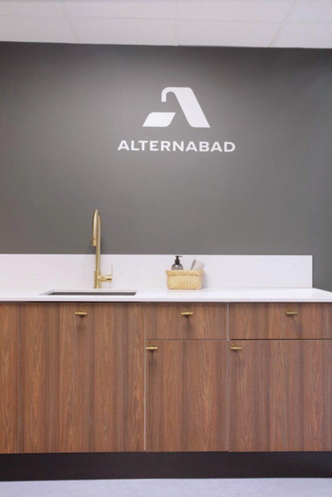 Nea Vaskerom valnøtt utstilling showroom 