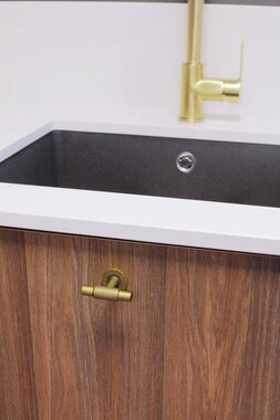 Nea Vaskerom valnøtt utstilling showroom 