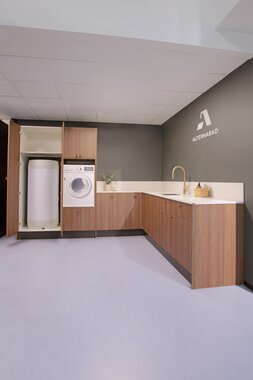 Nea Vaskerom valnøtt utstilling showroom 