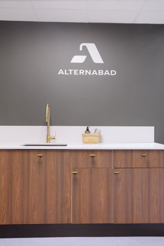 Nea Vaskerom valnøtt utstilling showroom 