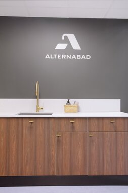 Nea Vaskerom valnøtt utstilling showroom 