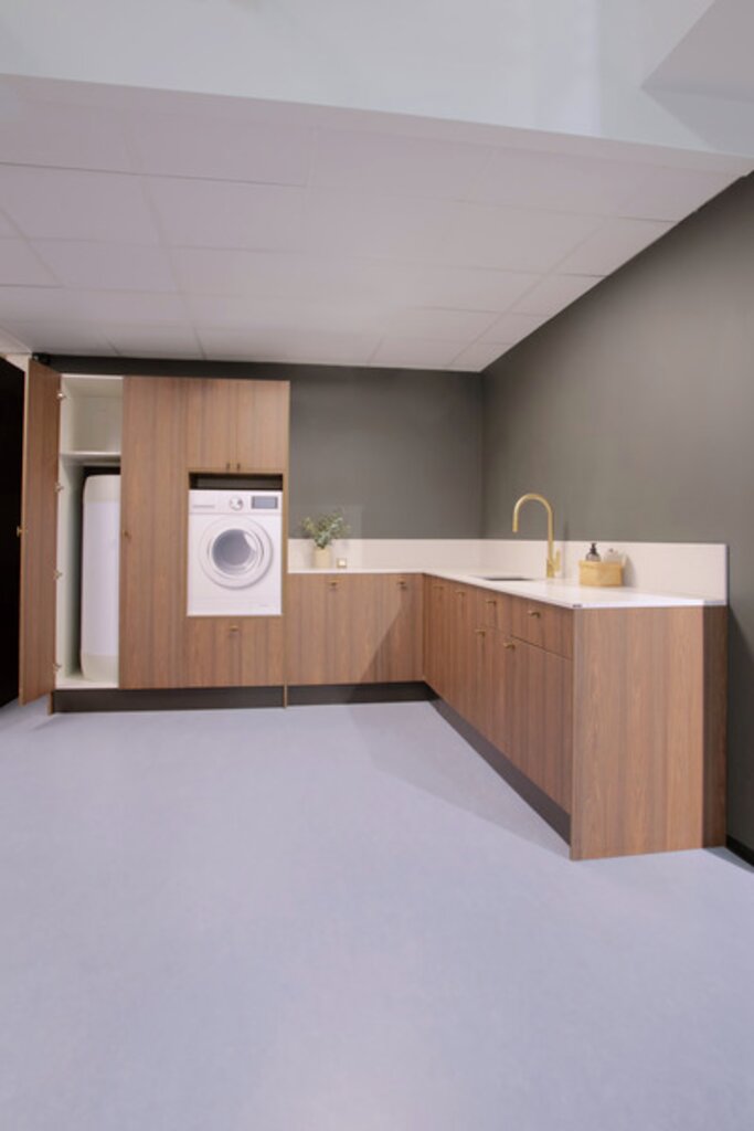 Nea Vaskerom valnøtt utstilling showroom 