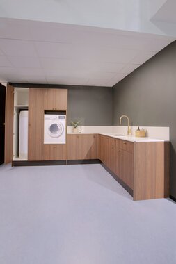 Nea Vaskerom valnøtt utstilling showroom 