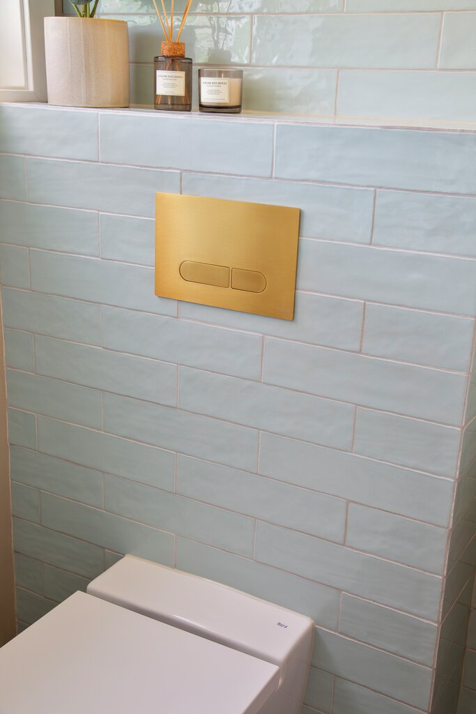 Toalettrom Fima børstet gull trykkplate