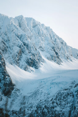 Fjell og isbre om vinteren