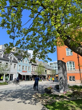 Storgata i Tromsø en sommerdag i månedsskiftet mai/juni