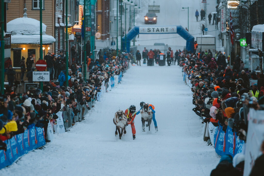 Reinkappkjøring i Storgata