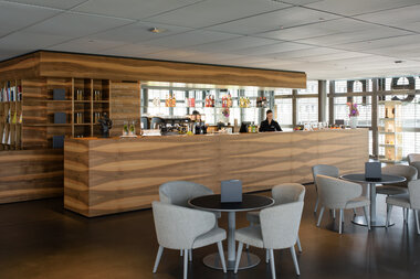 Café im Kunstmuseum mit Theke