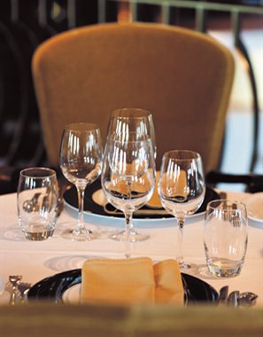 Color Fantasy - Cosmopolitan Gourmet Restaurant