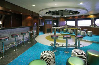 Color Fantasy - Teen's Plaza