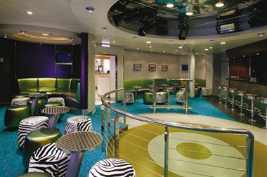 Color Fantasy - Teen's Plaza