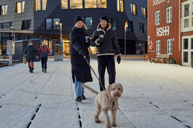 Tur med hund i sentrum