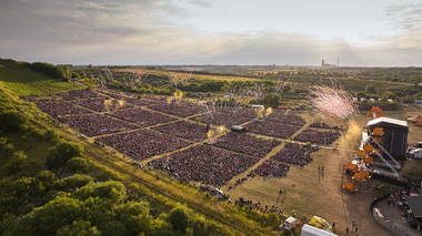 32.000 Spejder samlet på Hedeland til åbningslejrbålet. Foto: Johny Kristensen / SPEJDERNE