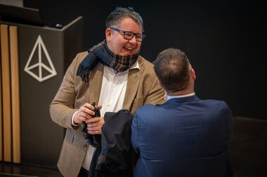 Teståpning av Candela