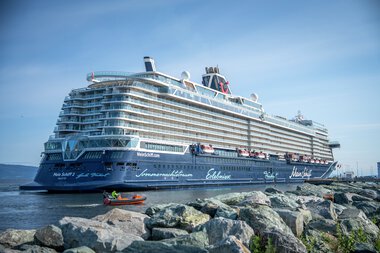 Mein Schiff 2