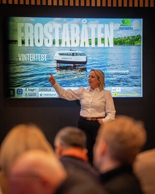 Teståpning av Candela