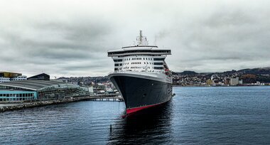 Queen Mary 2