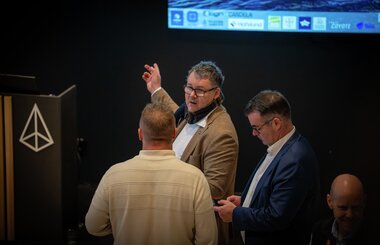 Teståpning av Candela