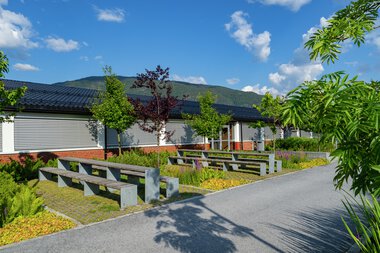 VROOM bench, table, galvanized steel