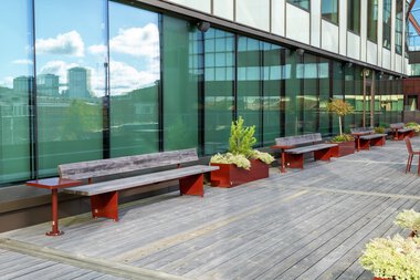 BRISKEBY bench, VROOM planter, BERLIN table