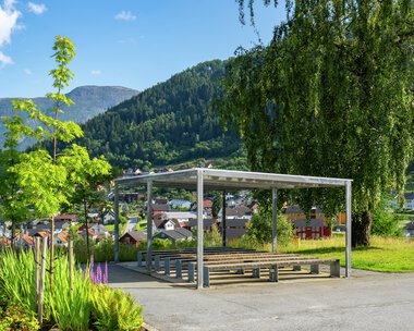 VROOM bench, table, galvanized steel
