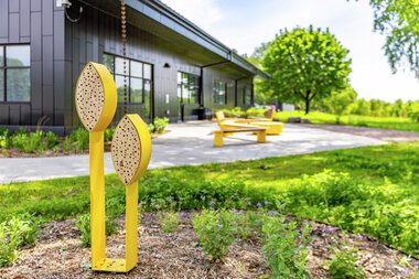 HABITATS Leaf, VROOM modules, bench