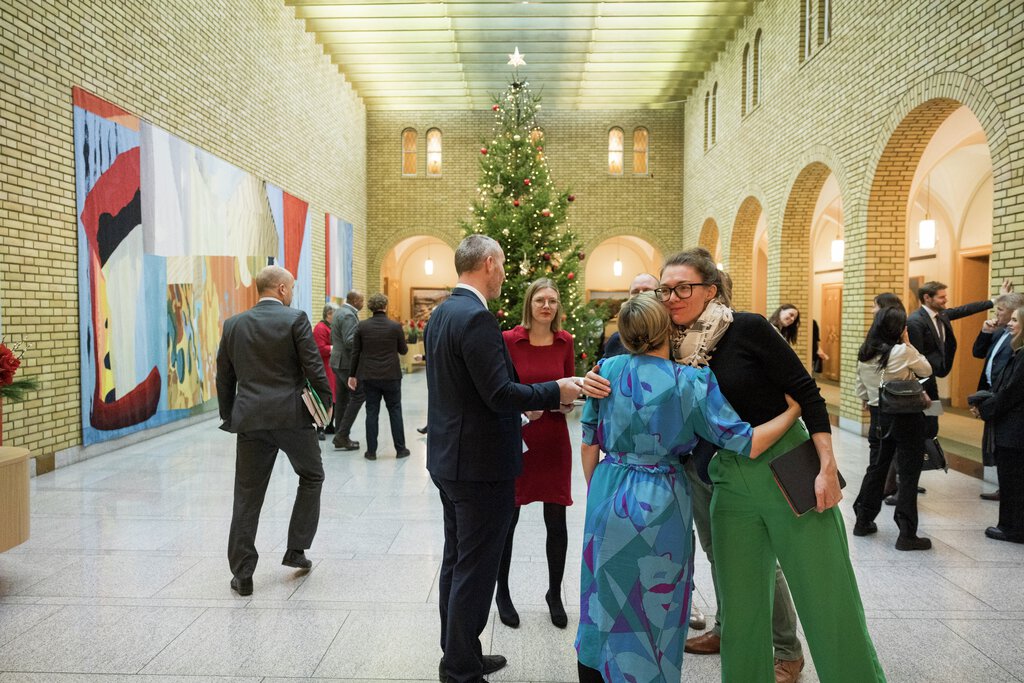 Siste stortingsmøte før jul