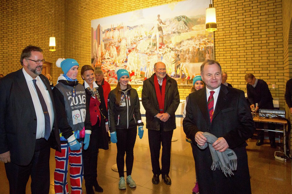 OL-ilden til Stortinget 2. desember 2015