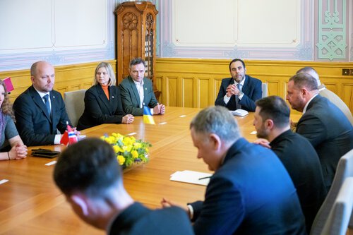 Ukrainas president Volodymyr Zelenskyj besøker Stortinget 20. mars 2025