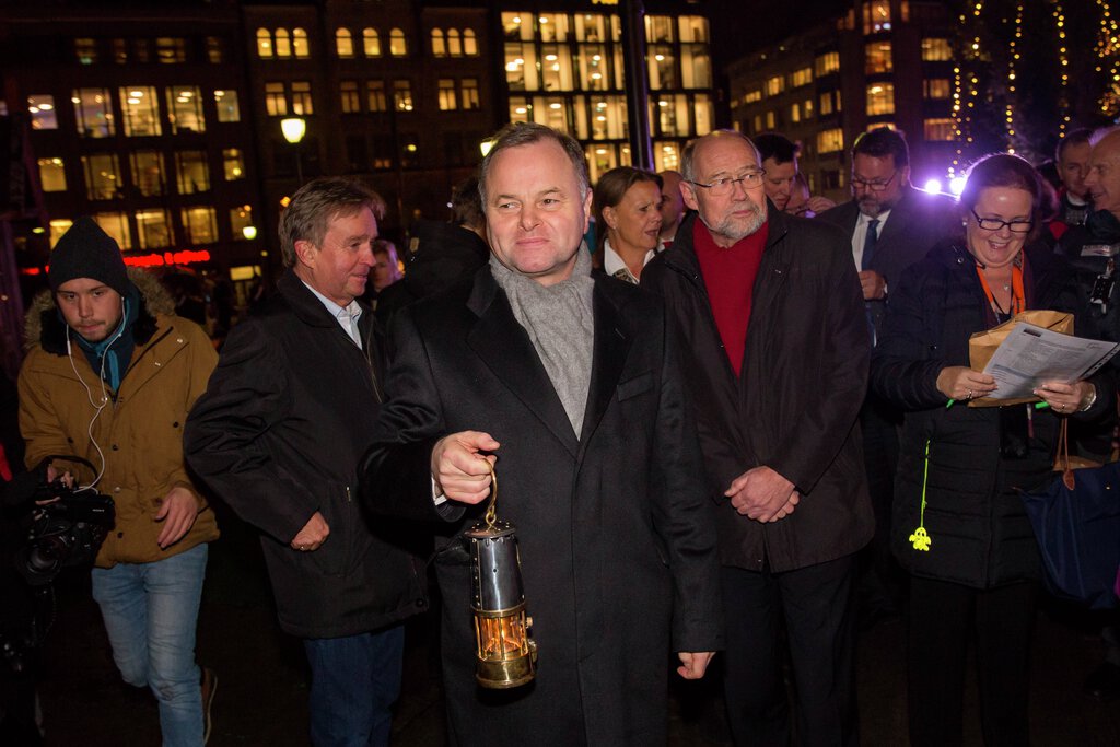 OL-ilden til Stortinget 2. desember 2015