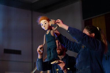 Tur til Orkland i Trøndelag og Grøtte skole i februar 2024 i forbindelse med en skolekampanje. Snakket med kulturkontakt Jorunn Alsethaug og så DKS-produksjone   De kaller meg Påsan  av Feil Teater med 1.-4. klasse.