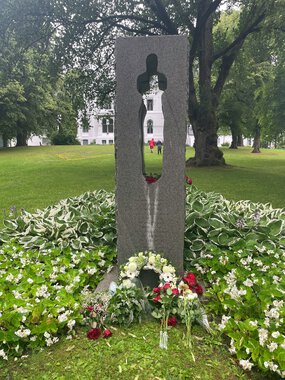 Fra minnemarkeringen av 22. juli 2022