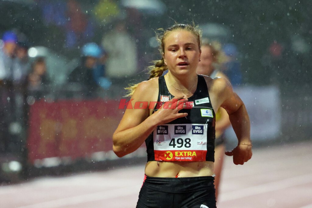 NM Friidrett Sandnes 2024 - 400m kvinner - Josefine Tomine Eriksen - Astri Ayo Lakeri Ertzgaard - Henriette Jæger