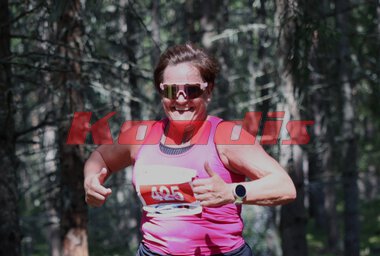 Trine Beate Larsen løp Kongsvingermila under Kongsvinger Maraton 2024