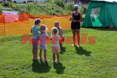 Forevigelse av gode prestasjoner i barneløpet under Kongsvinger Maraton 2024