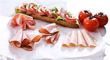 Kokt skinke, kjøttruller og annet pålegg