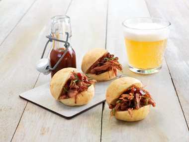 Osteboller med pulled pork