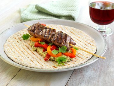 Biffwrap med guacamole og grillet paprika