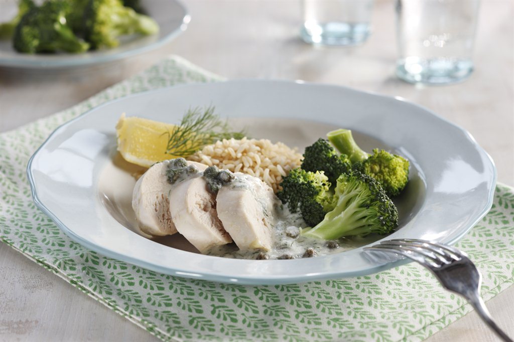 Kyllingfilet med dill- og kaperssaus